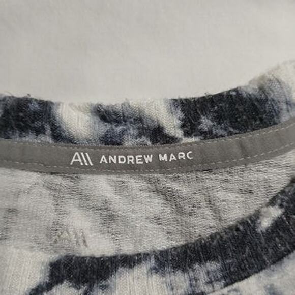 Andrew Marc  Large Navy/White Tie-Dye Women's Long-Sleeved top Easy Care - Picture 2 of 14